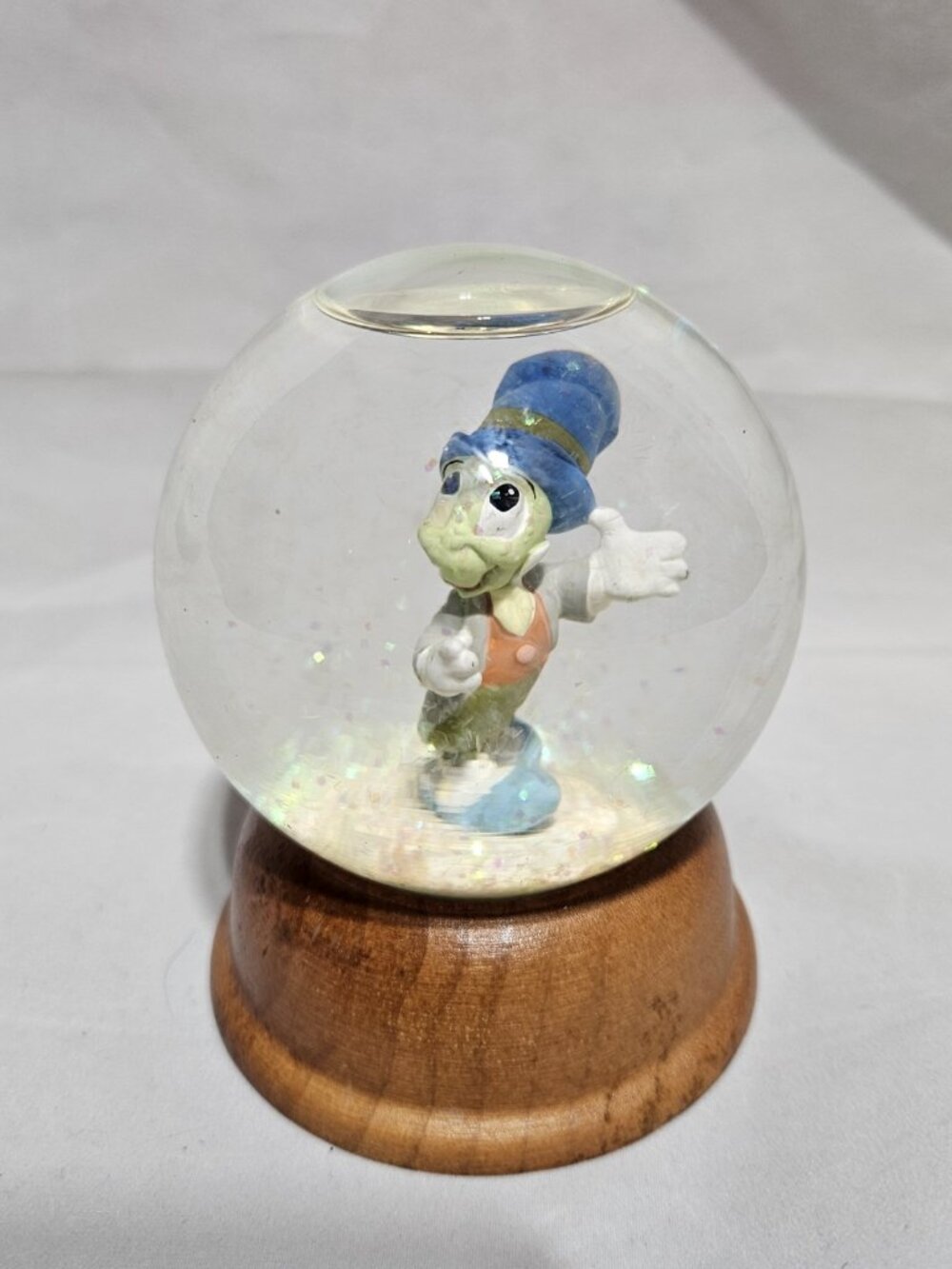 Disney New England Collectors Society Jiminy Cricket Crystal Snow Globe Vintage